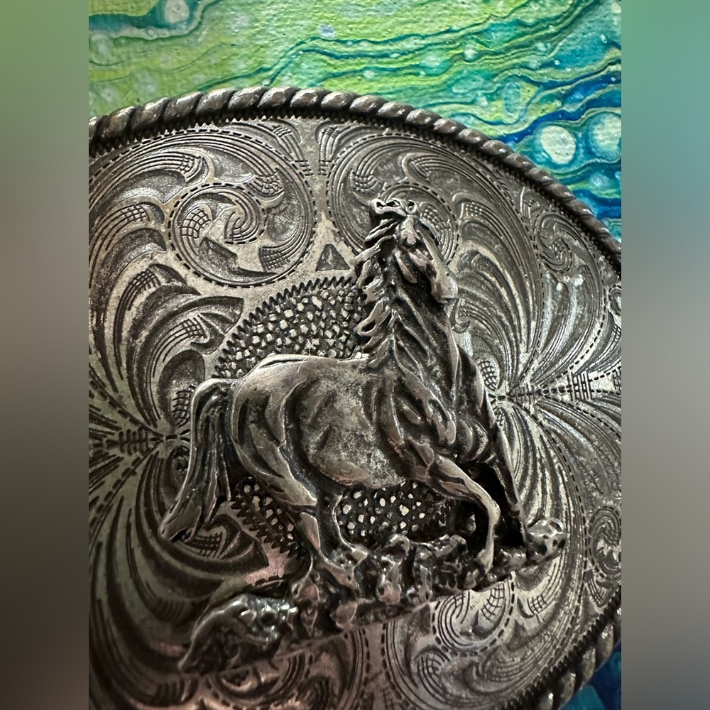 Montana silversmiths horse equine cowboy cowgirl belt buckle - Picture 2 of 5